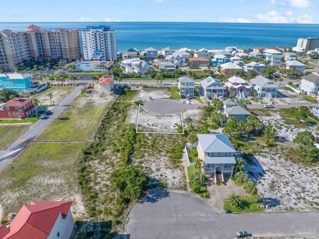 800 Sailfish Ct, Perdido Key, FL 32507
