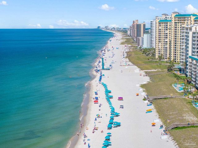 800 Sailfish Ct, Perdido Key, FL 32507