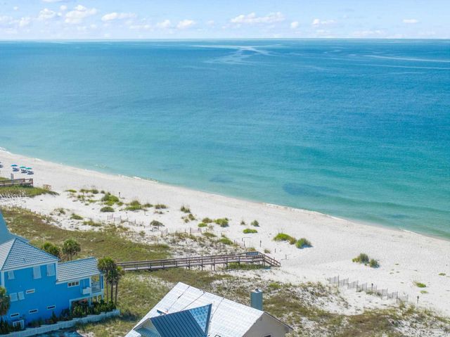 800 Sailfish Ct, Perdido Key, FL 32507