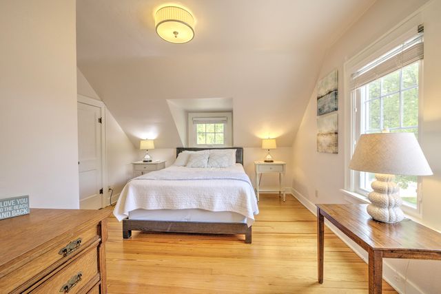 314 Van Buren Street, South Haven City, MI 49090