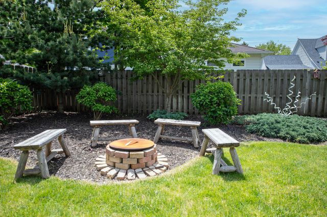 314 Van Buren Street, South Haven City, MI 49090