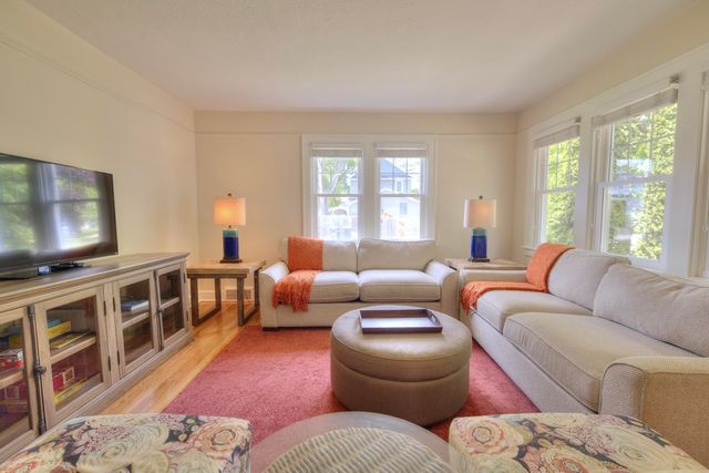 314 Van Buren Street, South Haven City, MI 49090