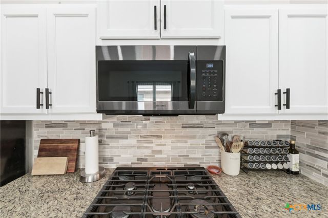 175 Lake Glen, San Marcos, TX 78666