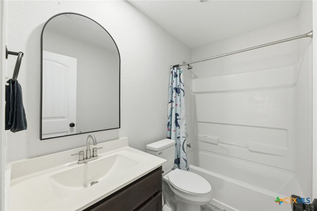 175 Lake Glen, San Marcos, TX 78666