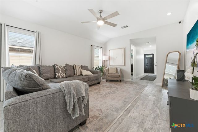 175 Lake Glen, San Marcos, TX 78666