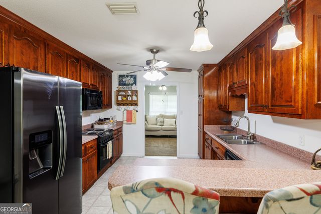 5681 Upper New Bethel Road, Ray City, GA 31645