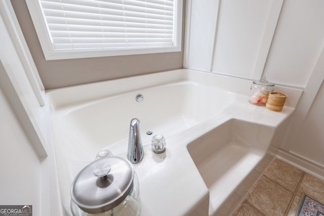 5681 Upper New Bethel Road, Ray City, GA 31645