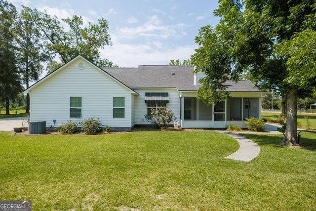 5681 Upper New Bethel Road, Ray City, GA 31645