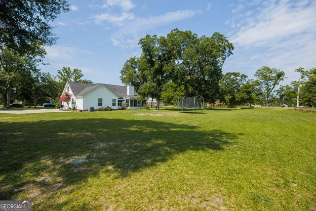 5681 Upper New Bethel Road, Ray City, GA 31645