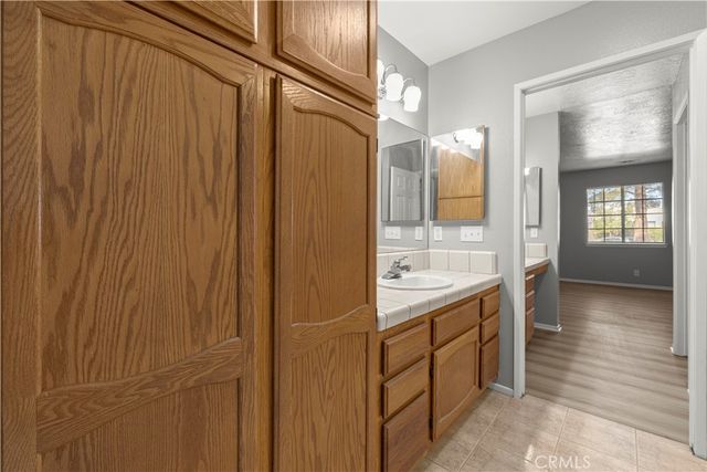 11730 Oak, Apple Valley, CA 92308