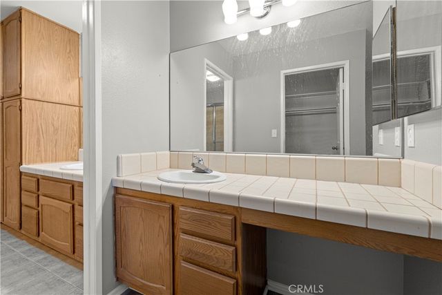 11730 Oak, Apple Valley, CA 92308