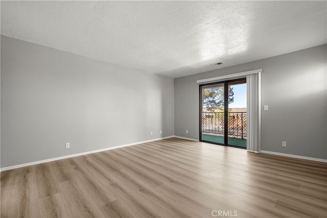 11730 Oak, Apple Valley, CA 92308