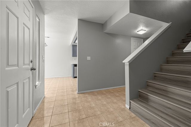 11730 Oak, Apple Valley, CA 92308