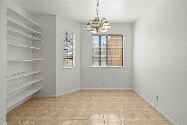 11730 Oak, Apple Valley, CA 92308