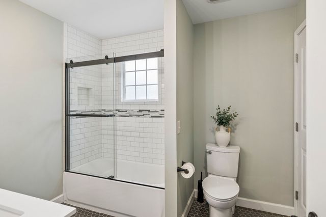 2632 Owens Dr, Santa Fe, TN 38482