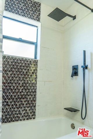 1933 Lemoyne Street, Los Angeles, CA 90026
