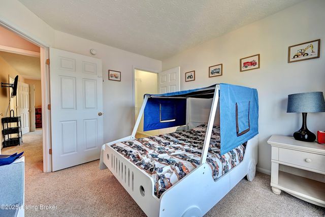 936 Oakmont Ct, Union, KY 41091