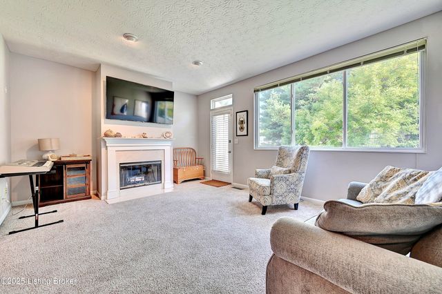 936 Oakmont Ct, Union, KY 41091