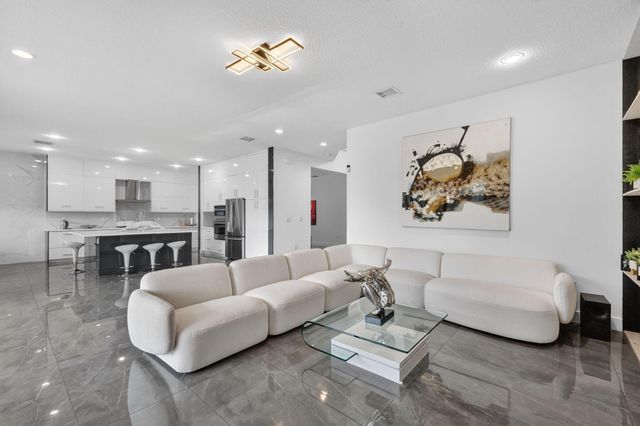 17574 Sparkling River Road, Boca Raton, FL 33496