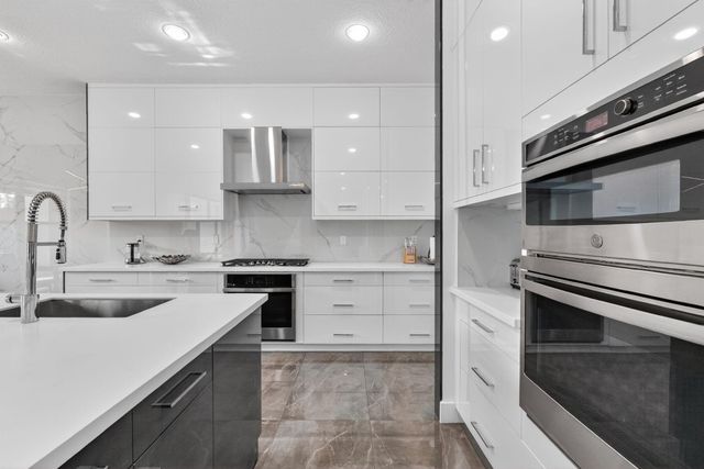 17574 Sparkling River Road, Boca Raton, FL 33496