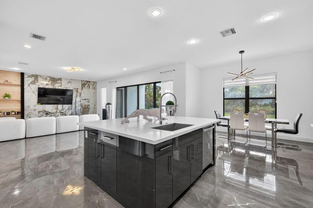 17574 Sparkling River Road, Boca Raton, FL 33496