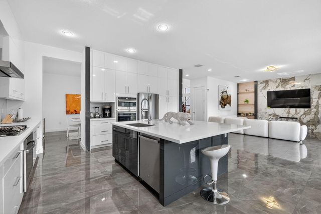 17574 Sparkling River Road, Boca Raton, FL 33496