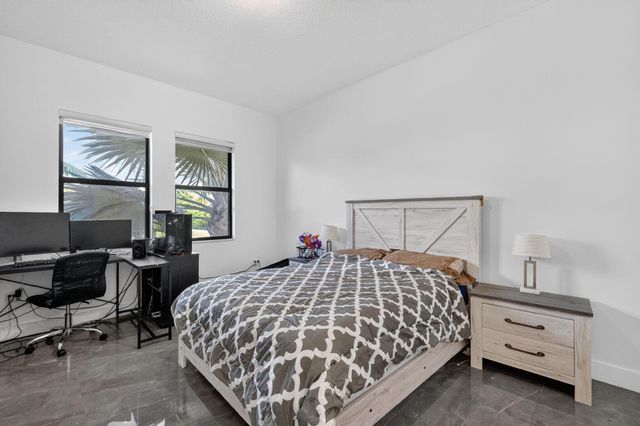 17574 Sparkling River Road, Boca Raton, FL 33496