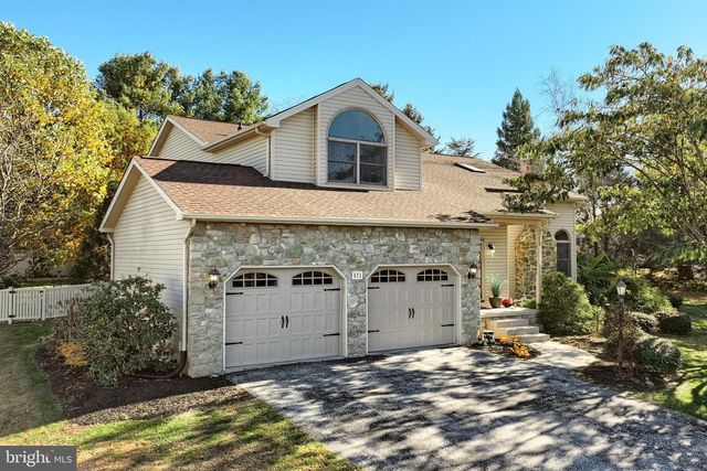 571 LAKE MEADE DR, East Berlin, PA 17316