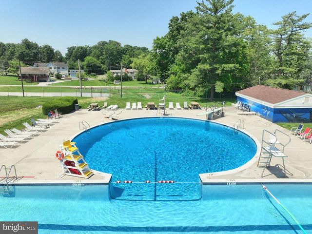 571 LAKE MEADE DR, East Berlin, PA 17316