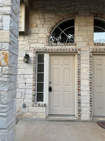 9 Deerfield DR B, Wimberley, TX 78676