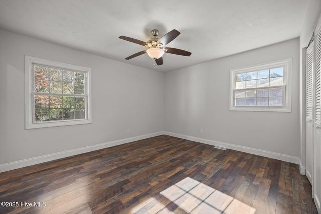 504 Oakwood Avenue, Jacksonville, NC 28546