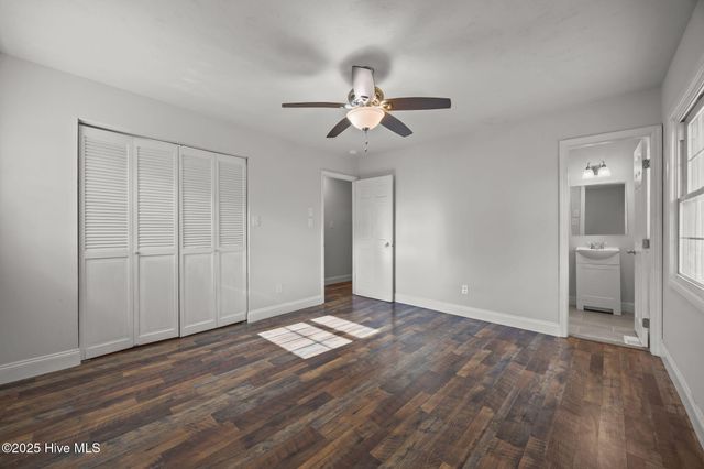 504 Oakwood Avenue, Jacksonville, NC 28546