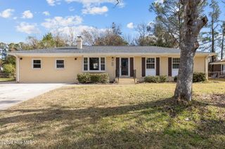 504 Oakwood Avenue, Jacksonville, NC 28546