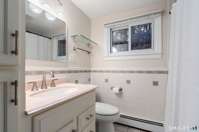 11 Arthur Avenue, Enfield, CT 06082