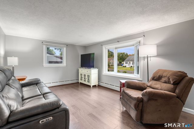 11 Arthur Avenue, Enfield, CT 06082