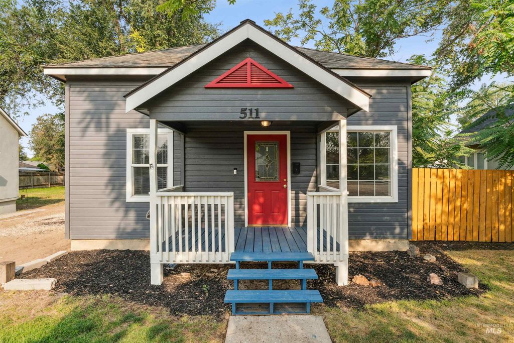 511 20th Ave S, Nampa, ID 83651