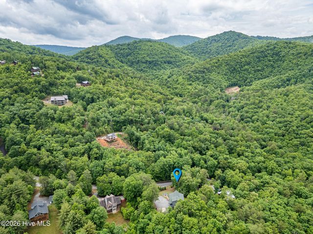 135 Heritage Trail, Brasstown, NC 28902