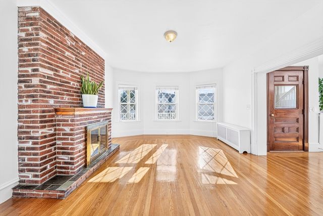 546 Shirley St, Winthrop, MA 02152