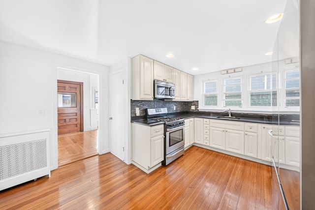 546 Shirley St, Winthrop, MA 02152