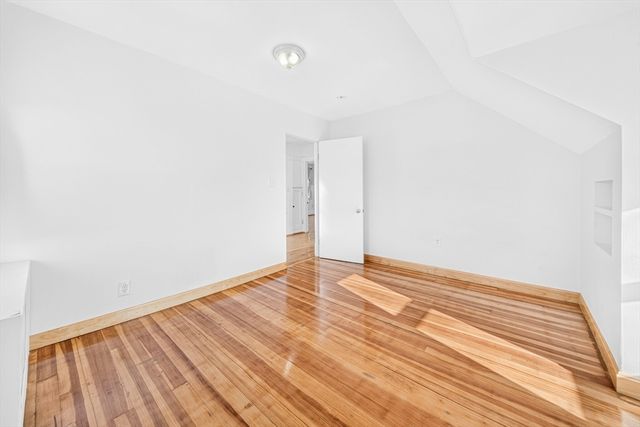 546 Shirley St, Winthrop, MA 02152