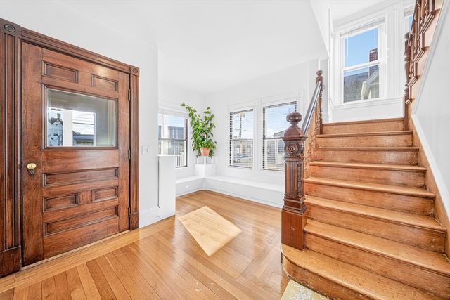 546 Shirley St, Winthrop, MA 02152