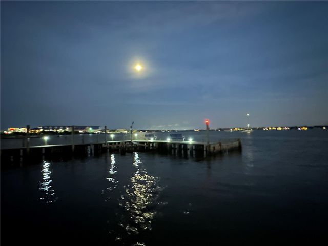 3663 Nasa Parkway 601, Seabrook, TX 77586