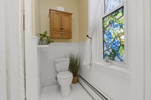 4 Mount Vernon St 3, Haverhill, MA 01830