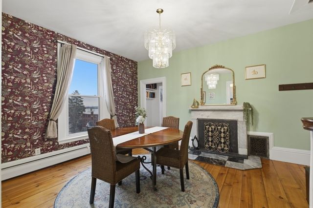 4 Mount Vernon St 3, Haverhill, MA 01830