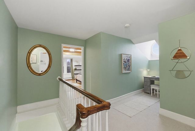 4 Mount Vernon St 3, Haverhill, MA 01830