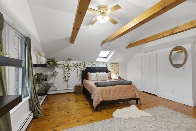 4 Mount Vernon St 3, Haverhill, MA 01830