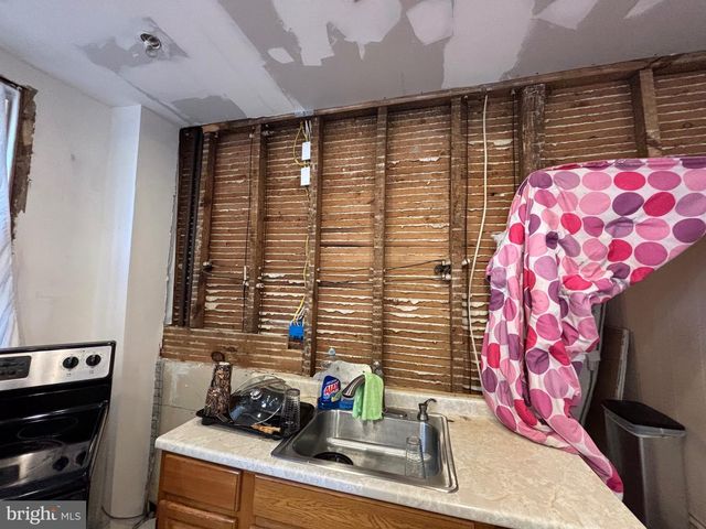 1138 S 54TH ST, Philadelphia, PA 19143