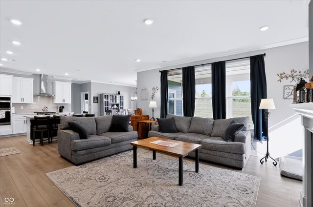 5054 Foxley Park Lane, Avon, IN 46123