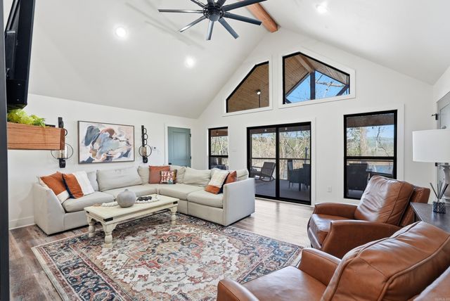 349 The Bluffs Drive, Edgemont, AR 72044