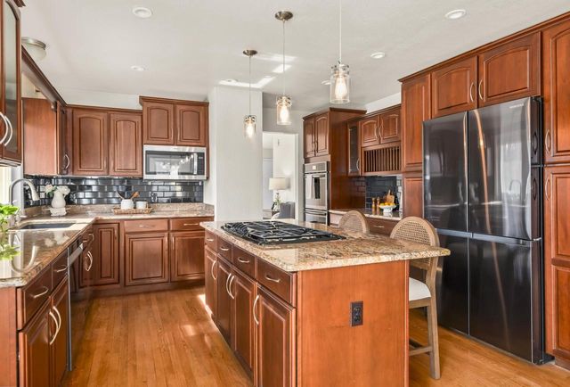 10311 W Ruby AVENUE, Wauwatosa, WI 53225